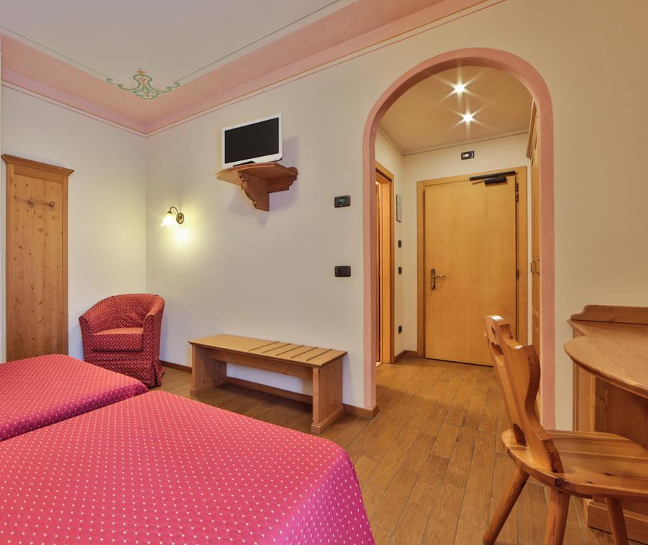 Hotel Fai Fai della Paganella Eksteriør bilde