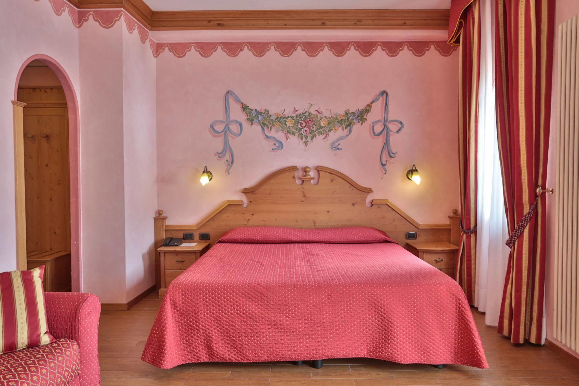 Hotel Fai Fai della Paganella Eksteriør bilde